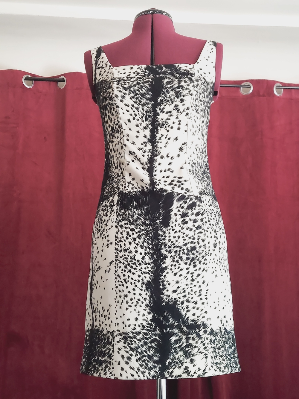 Ivory/Black Animal Print Classic Short Square Neck Dress 1990's Vintage - Sz. 6